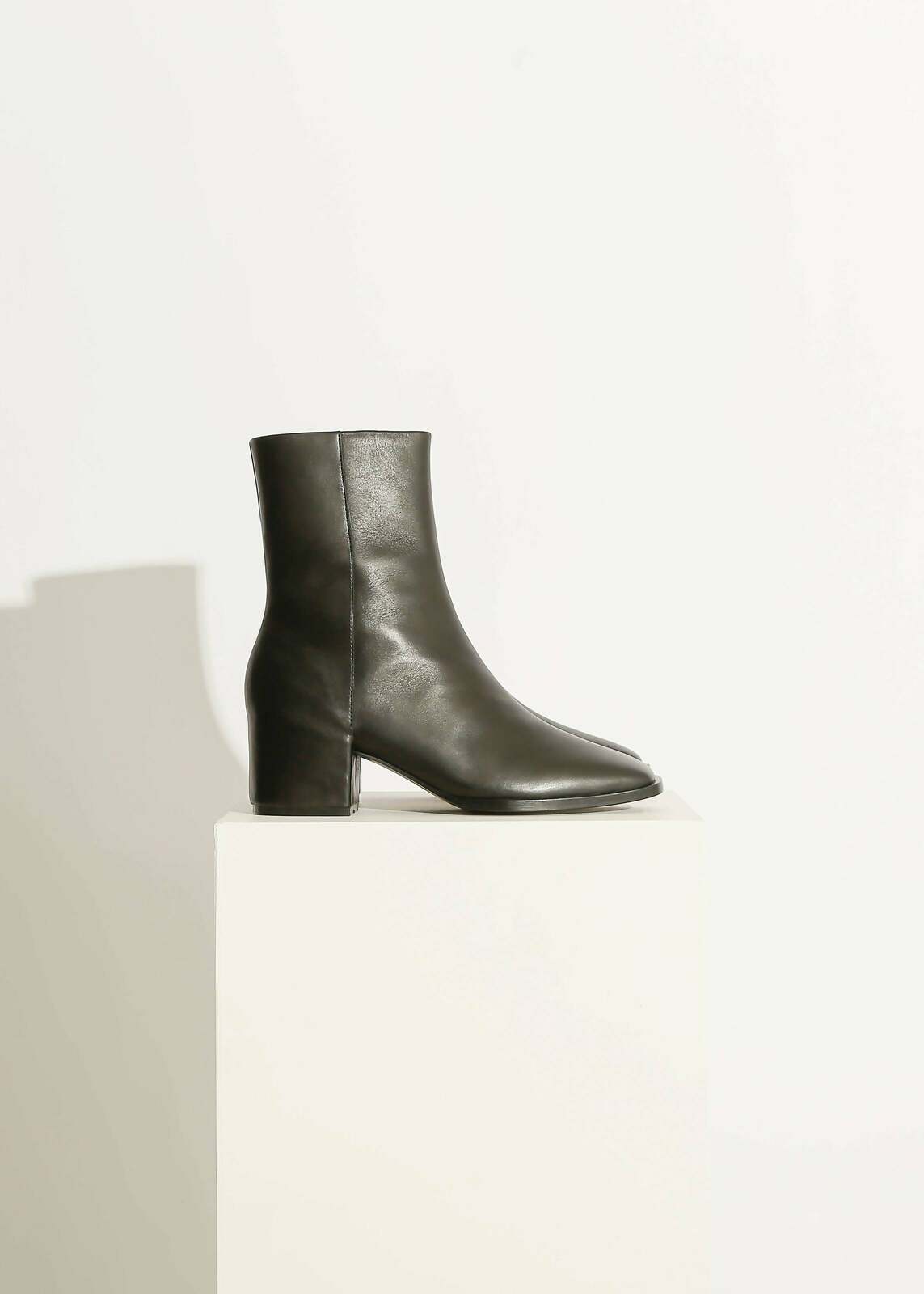 W23 | DELANEY BOOT / BLACK