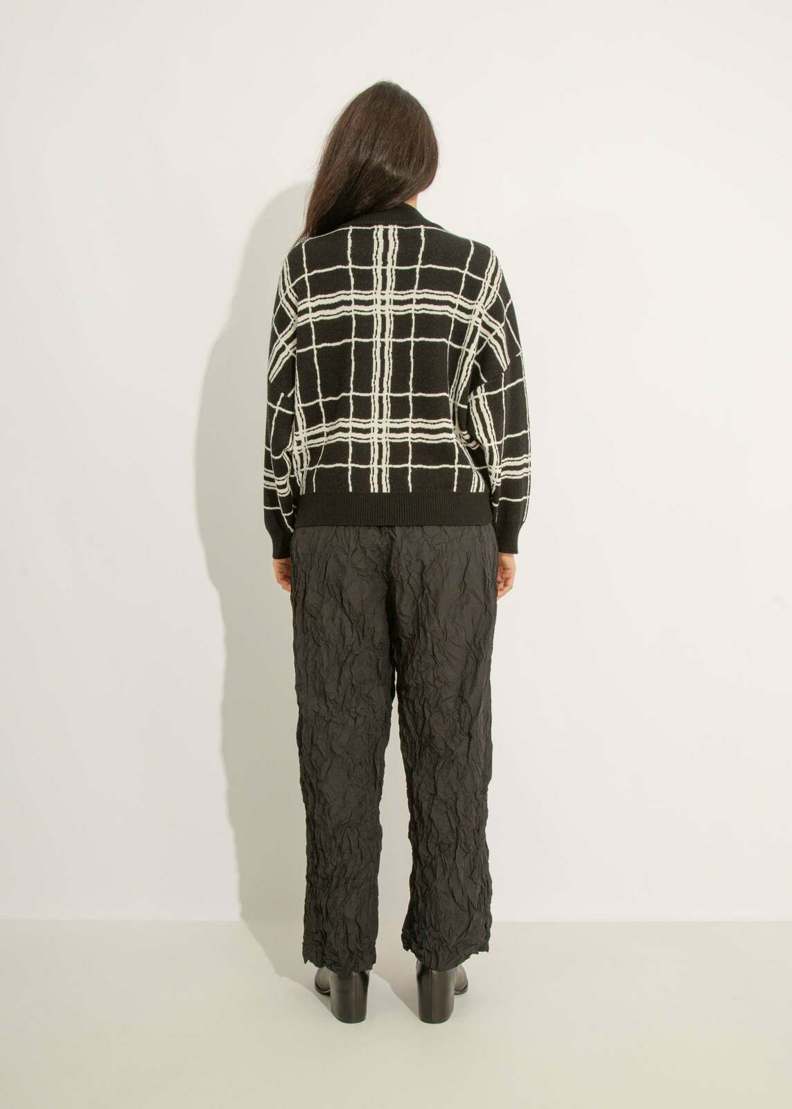 W23 | OWYN KNIT SWEAT / BLACK-WHITE