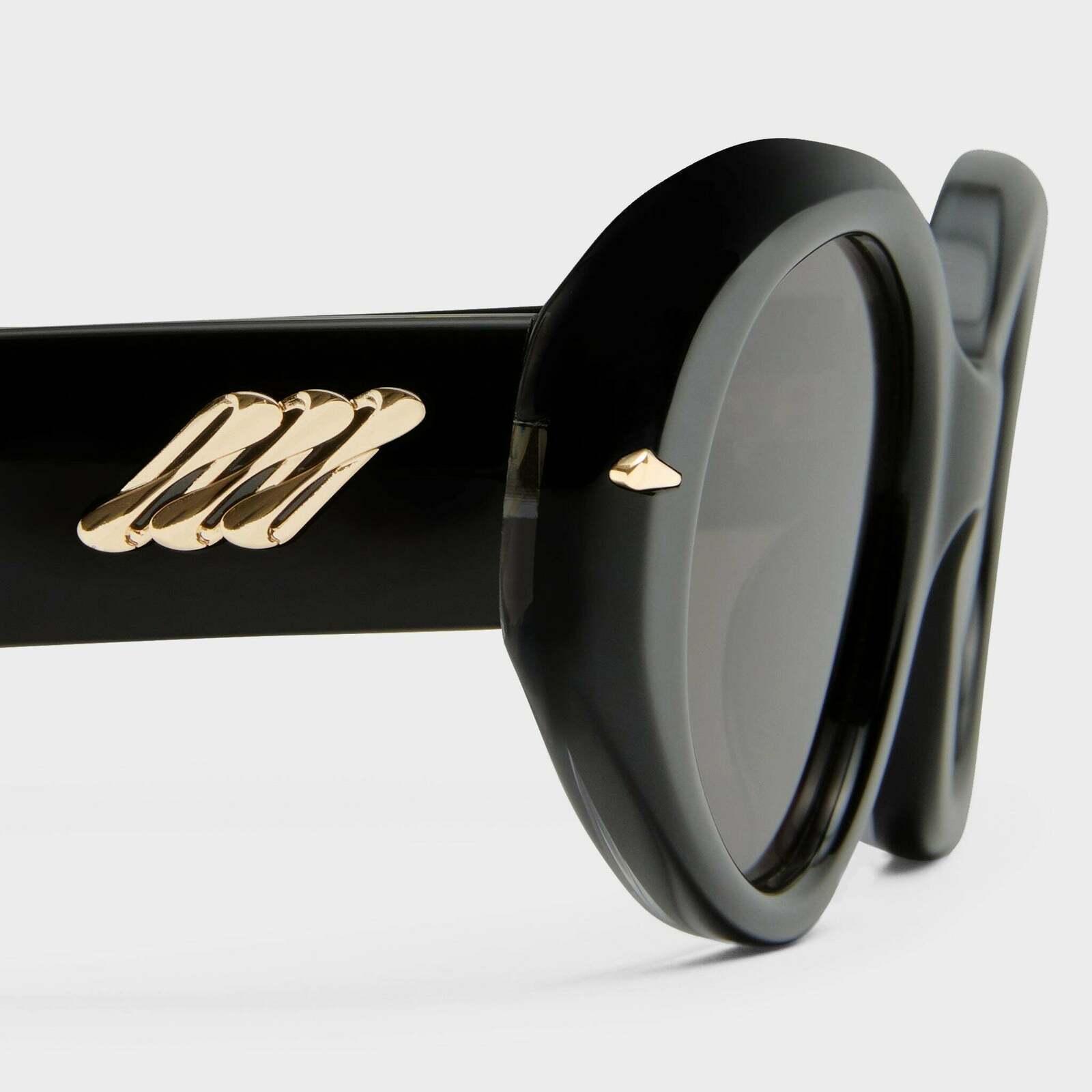 NUMERO DOS | OBSIDIAN BLACK SMOKE MONO