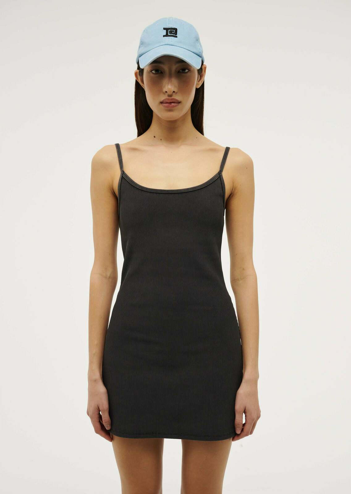 ACTUALISE DRESS IN WASHED BLACK
