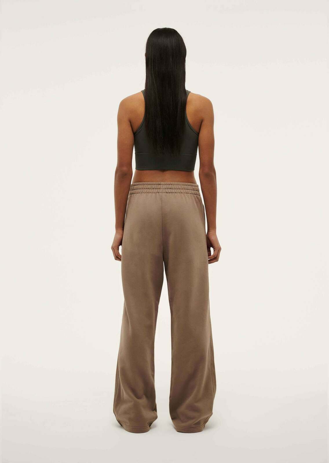 ADVENTURE TRACK PANT IN TAUPE
