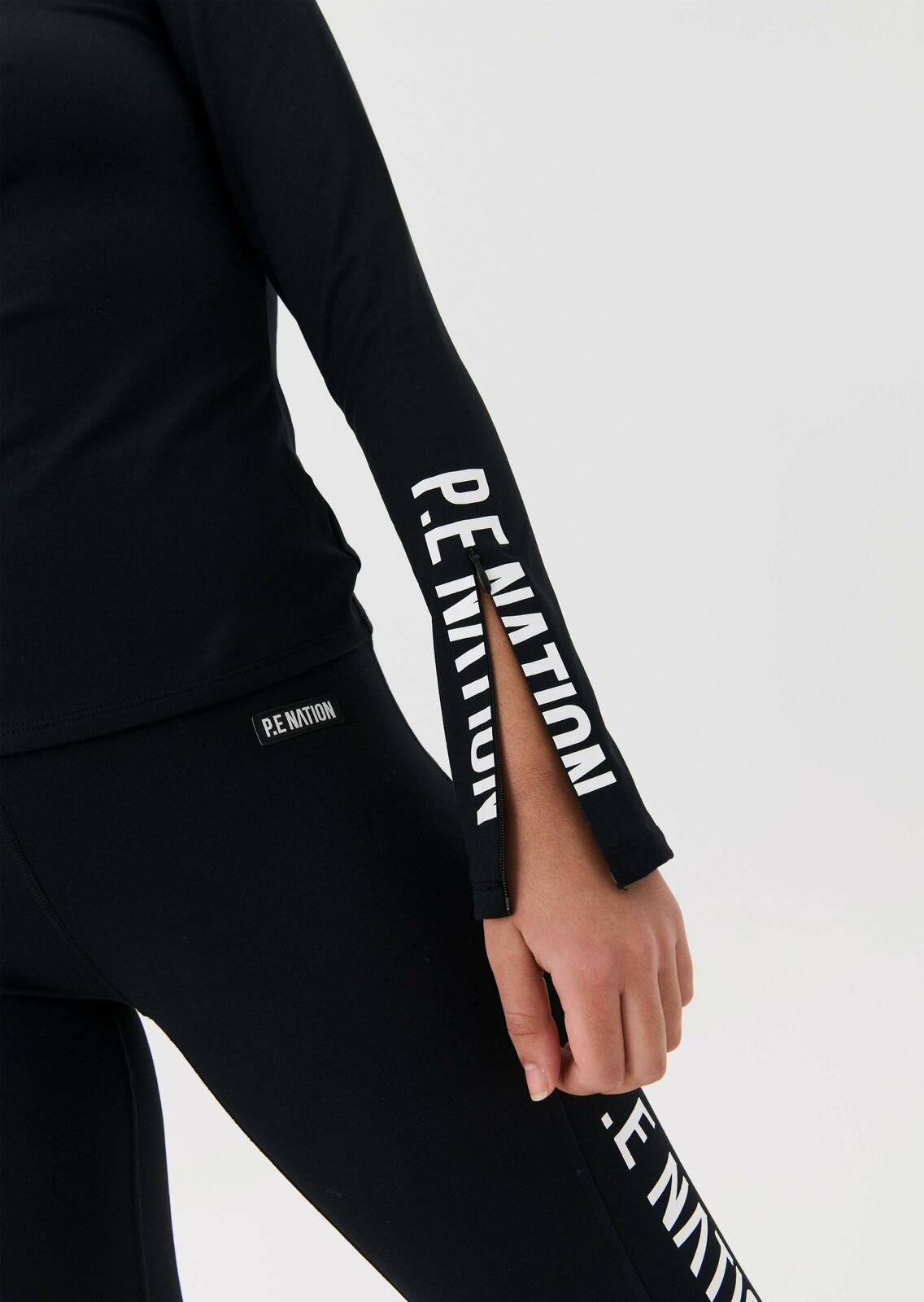 SLALOM LS TOP IN BLACK