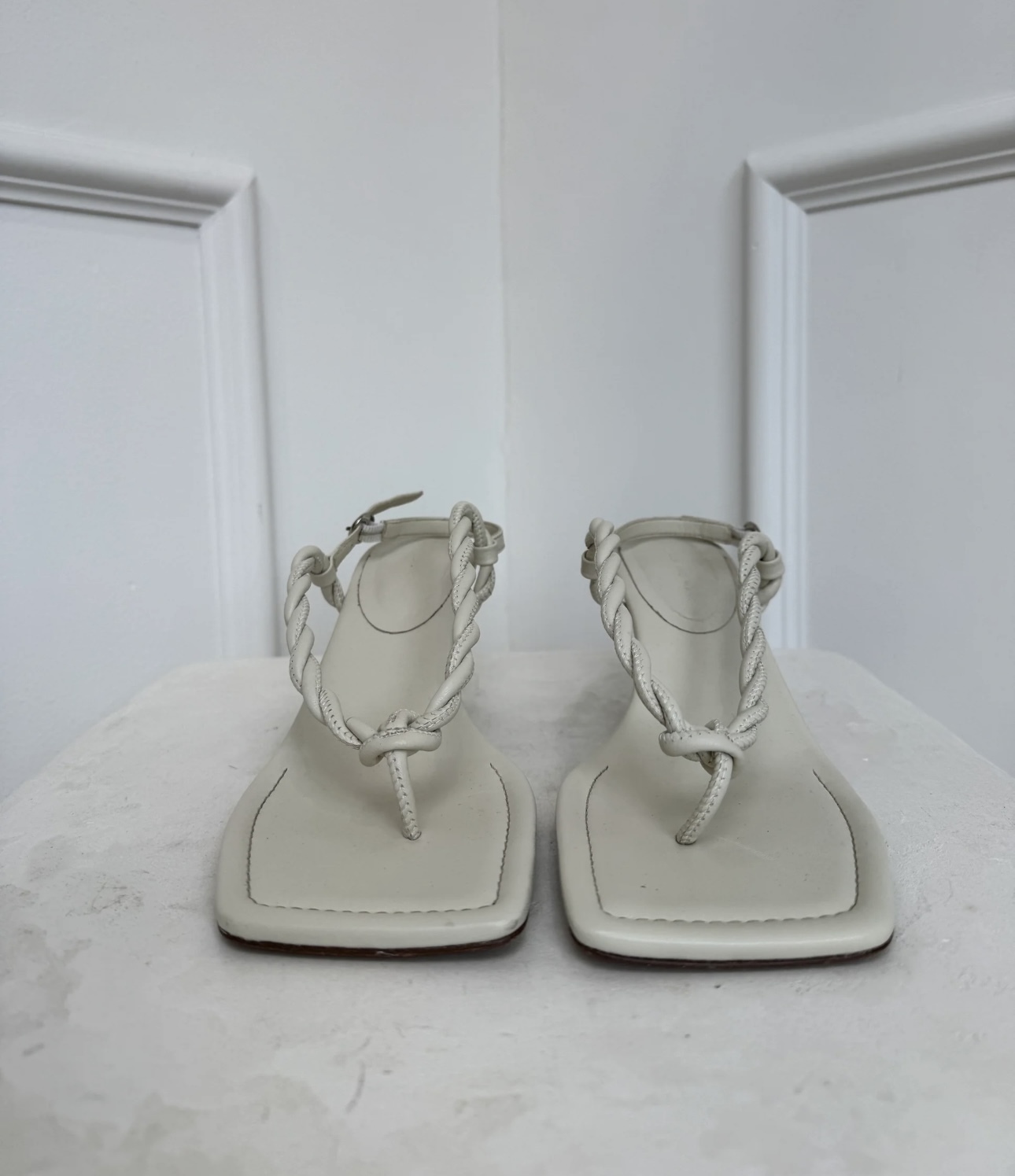  Belle heel