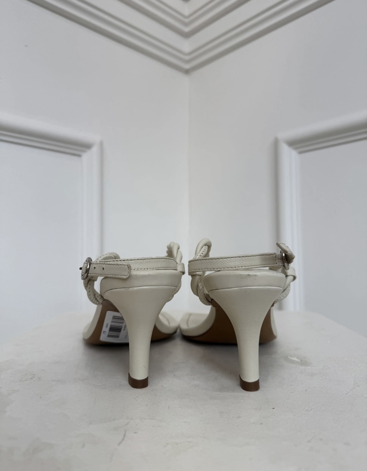  Belle heel