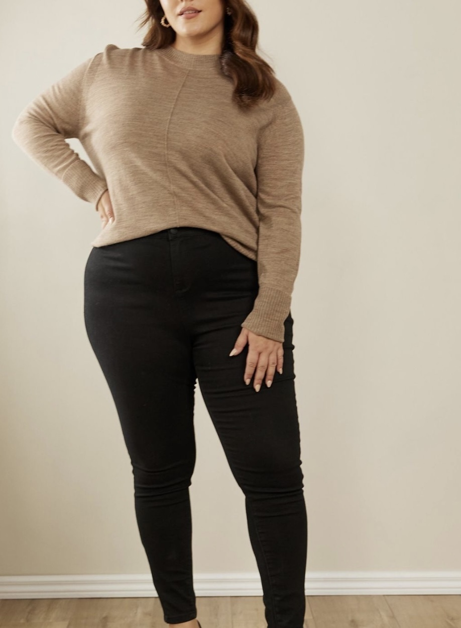 Classic Wool Blend Knit NEW - Size 24