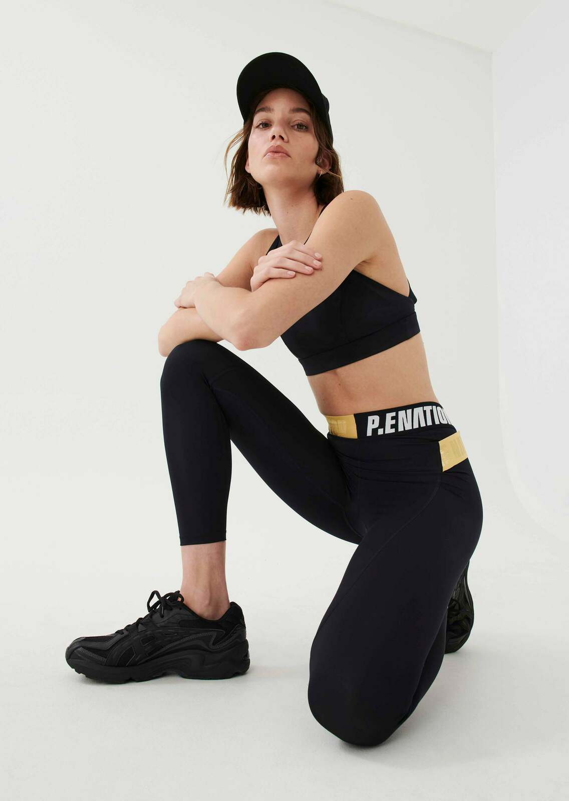 BACKSWING LEGGING IN BLACK