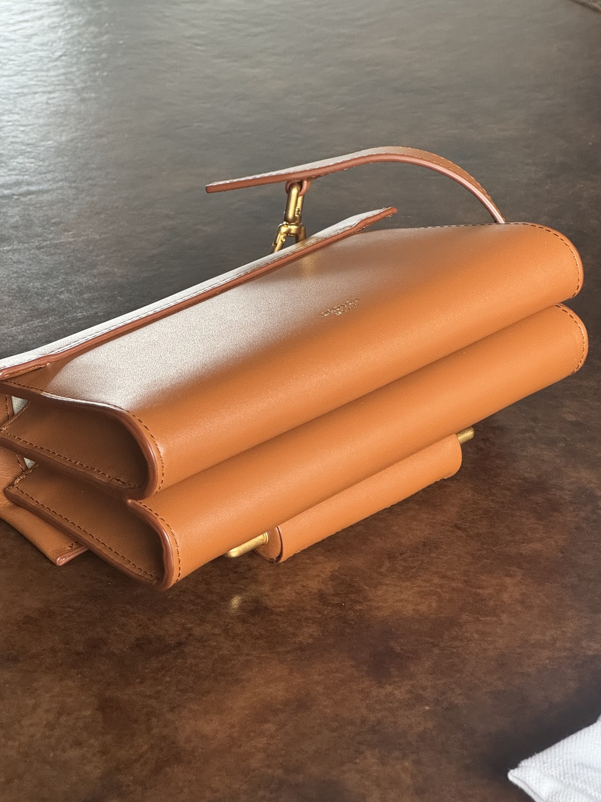 Edith Small bag (Tan)