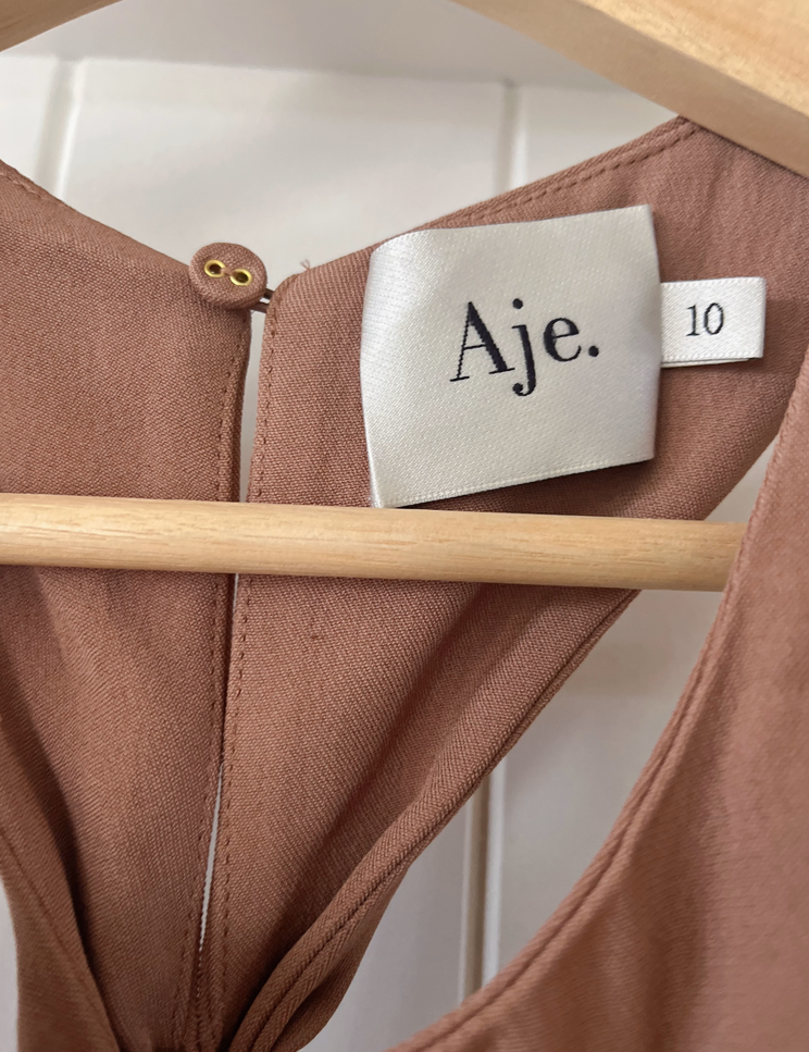 Intrigue Twist Back Midi Dress 10