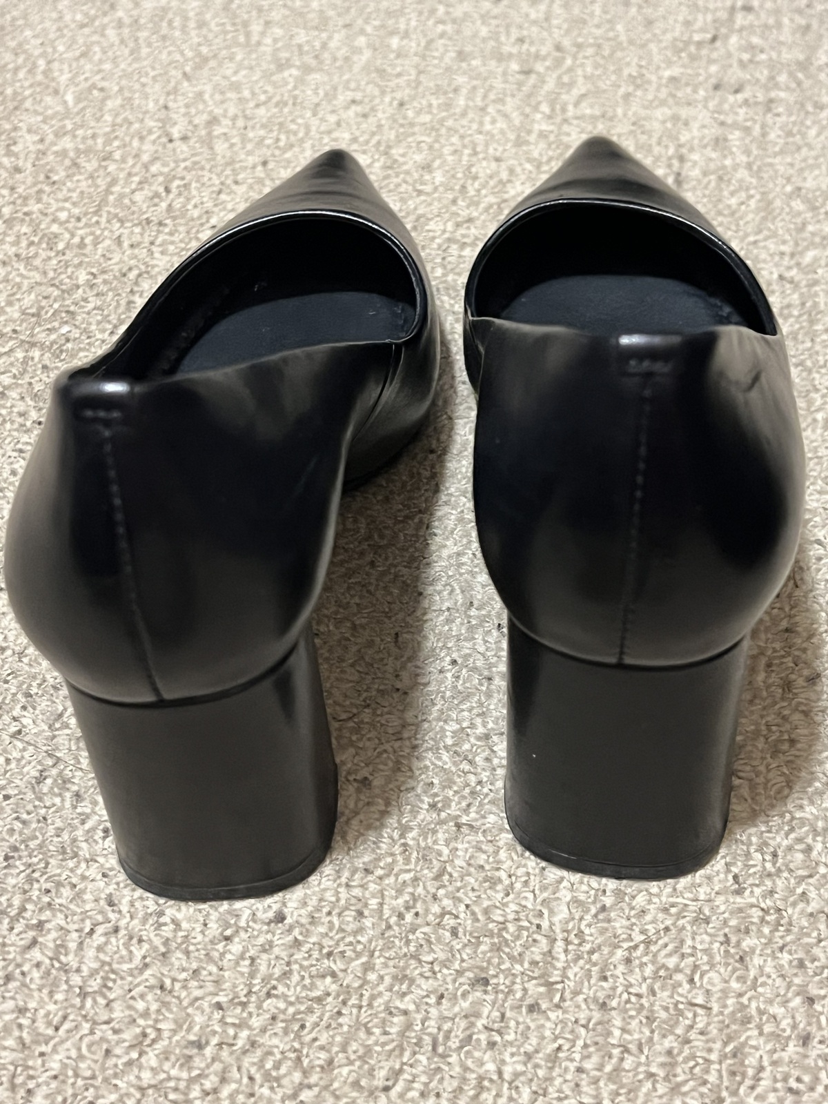 Pearl Black Leather Block Heel Pump