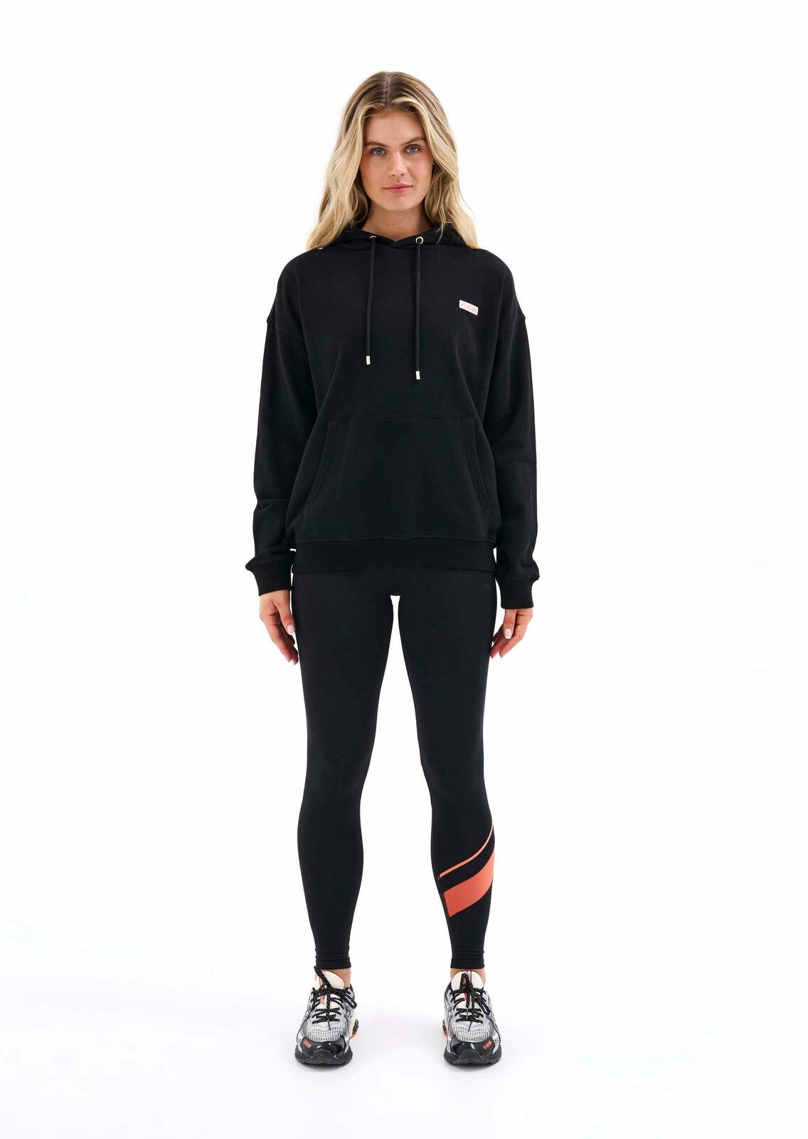 OAKMONT HOODIE IN BLACK