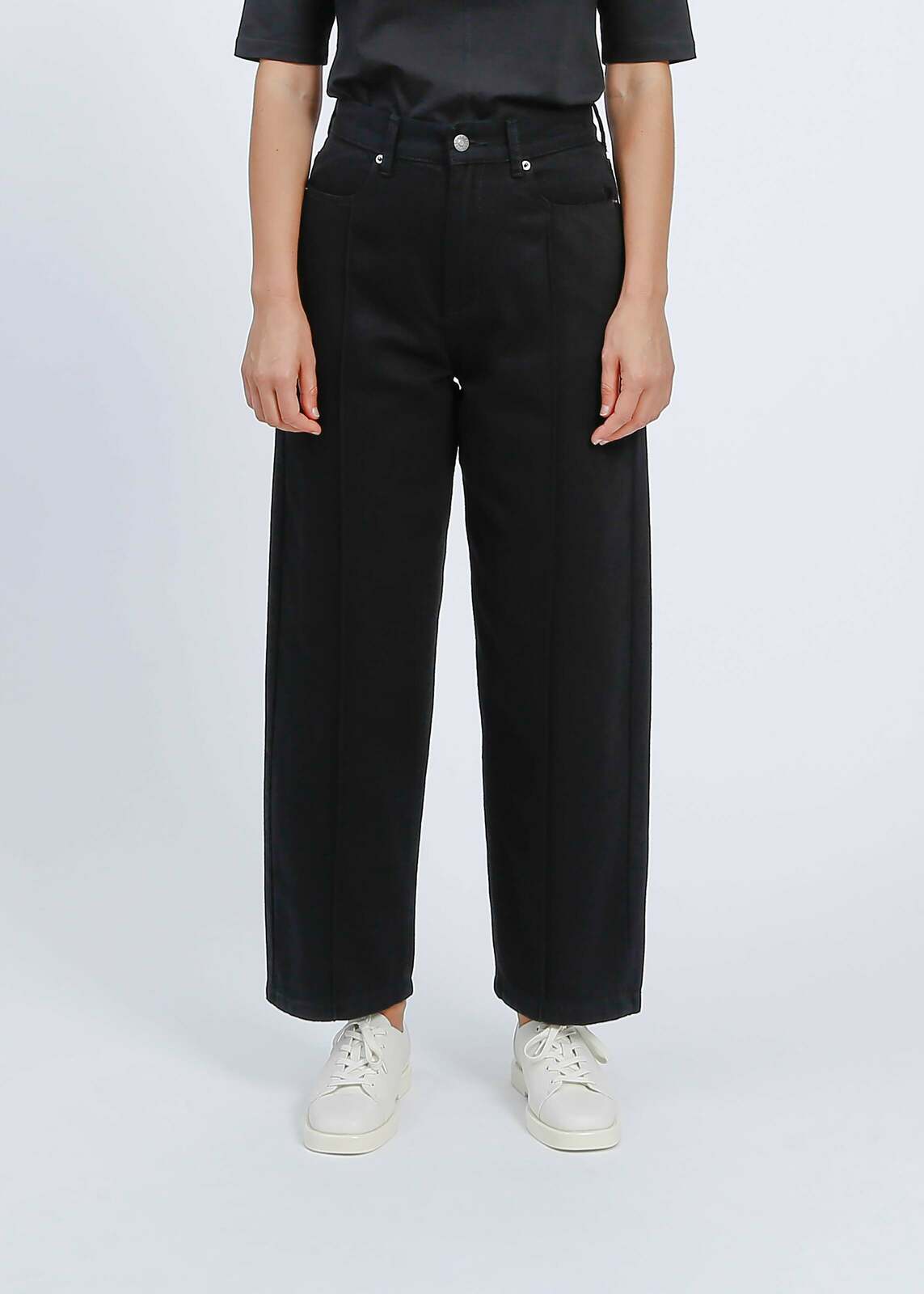 W22 | KAILA JEAN / BLACK