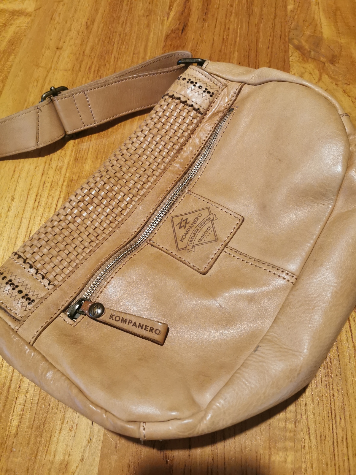 Beautiful Leather Shoulder Bag