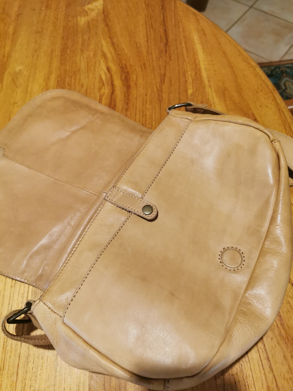 Beautiful Leather Shoulder Bag