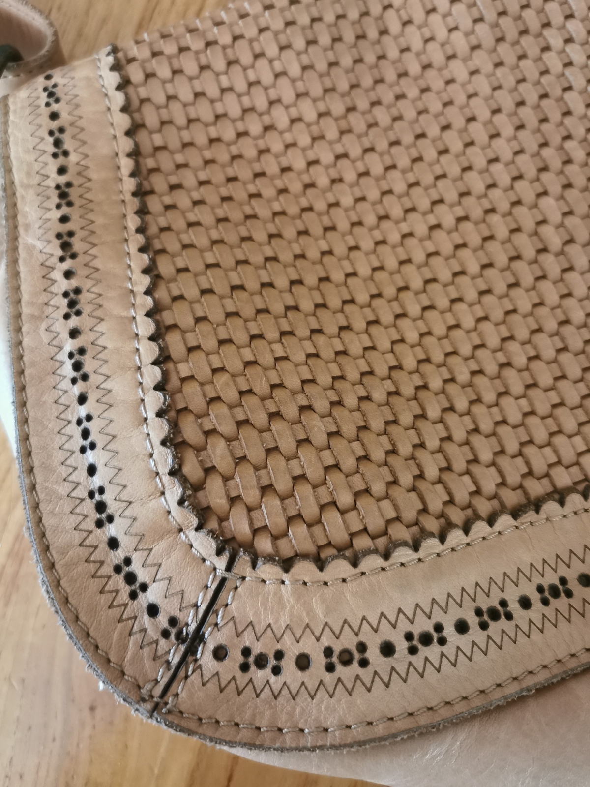 Beautiful Leather Shoulder Bag