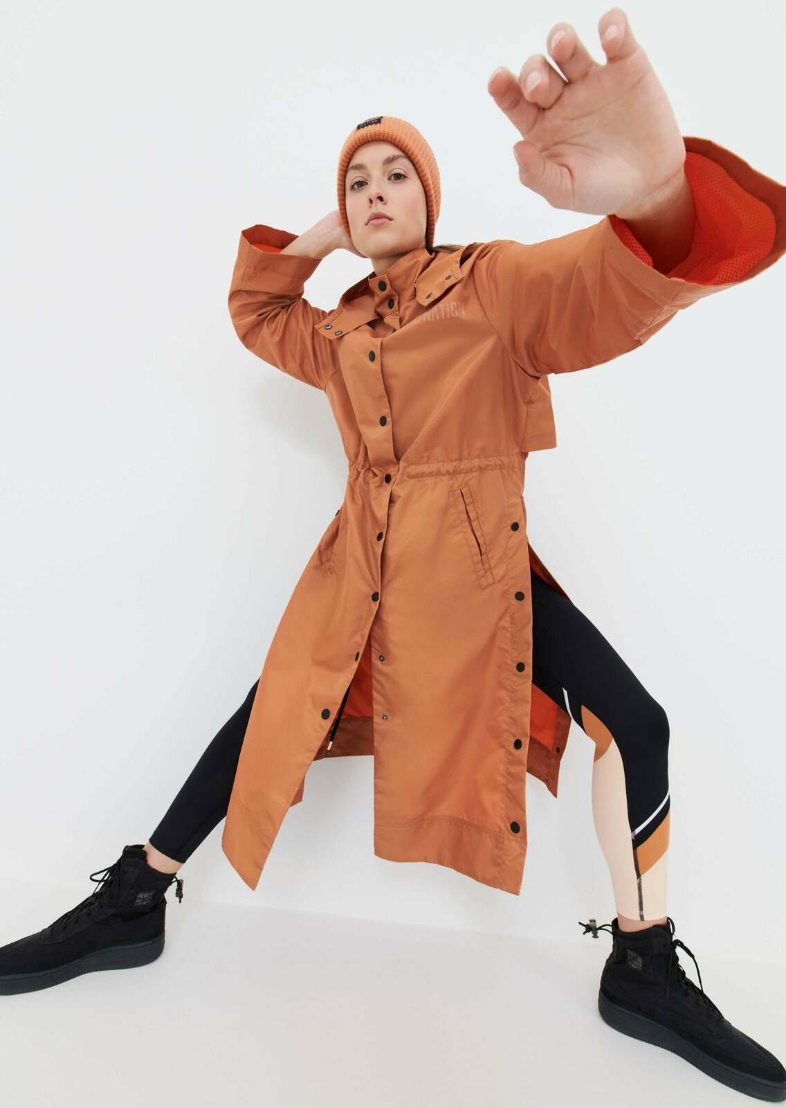 GOAL SIDE TRENCHCOAT IN CARAMEL