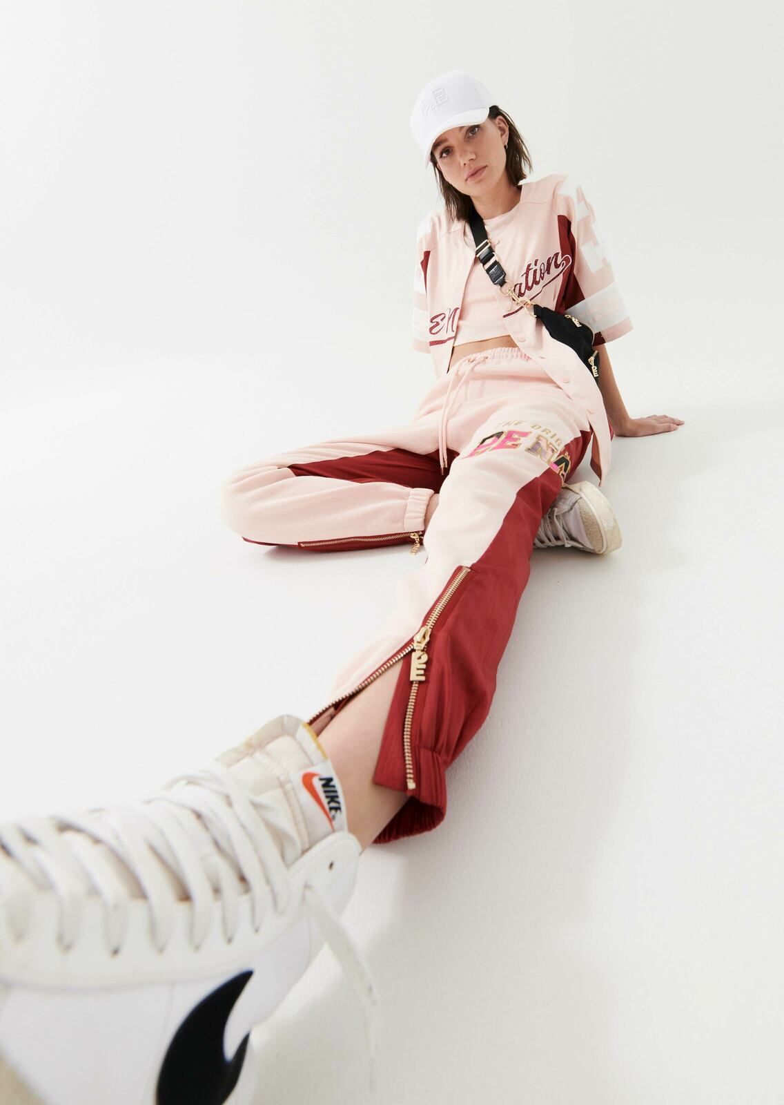 DOUBLE UNDER TRACKPANT IN CANDY