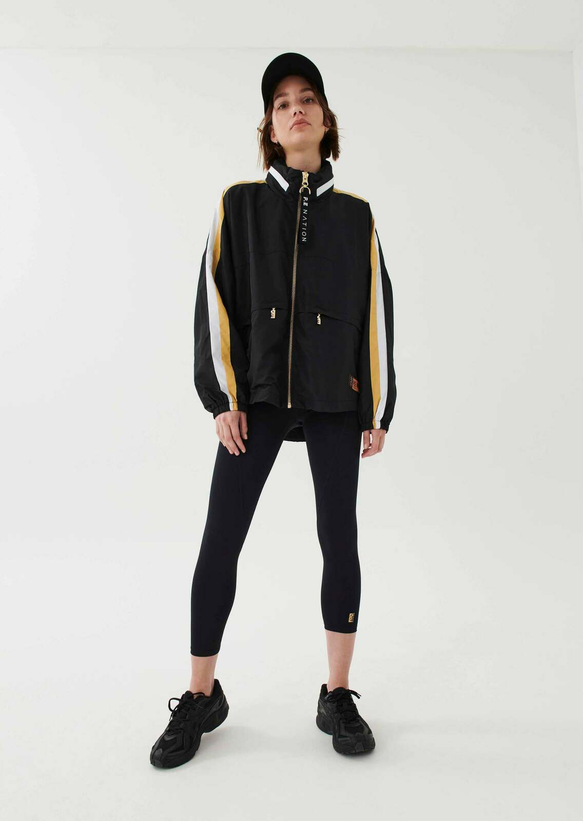 BACKSWING JACKET IN BLACK