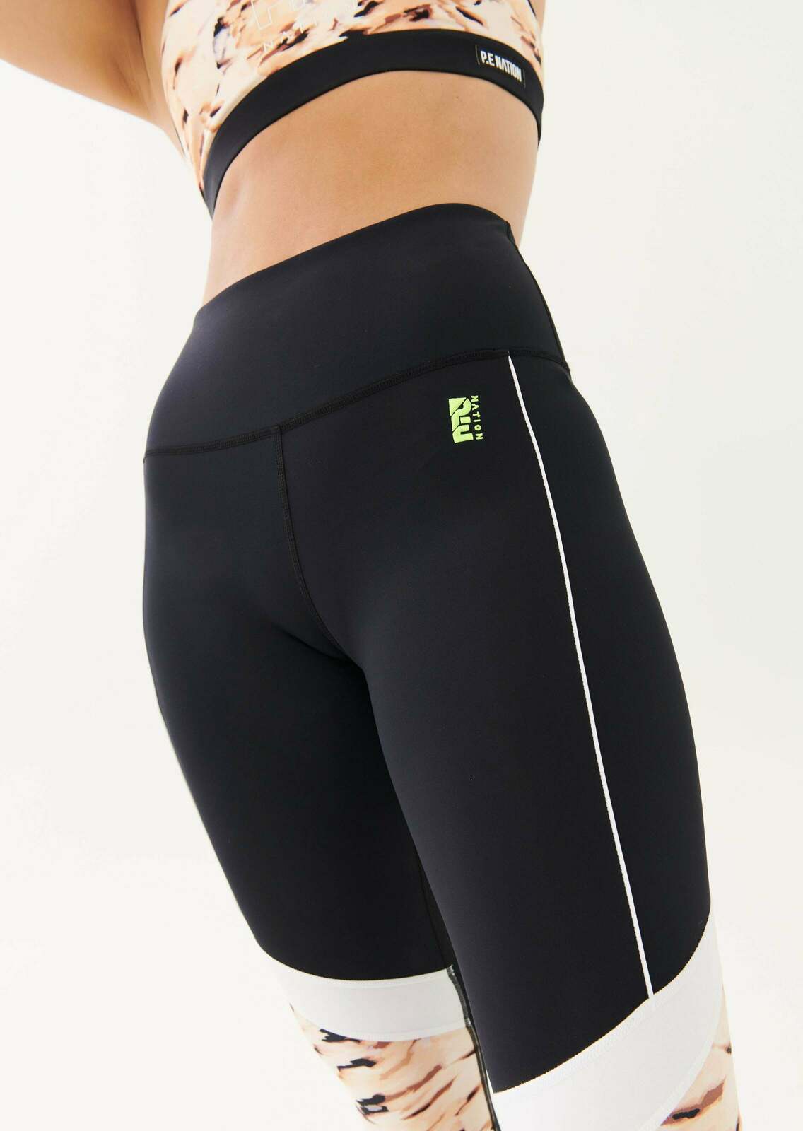 TAKE CHARGE LEGGING IN BLACK