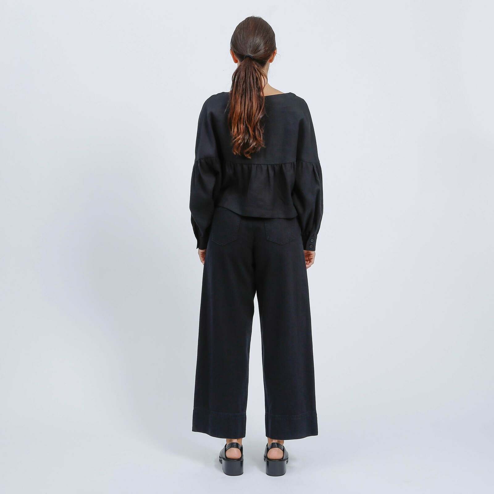 W21 | BRONTE TOP / BLACK