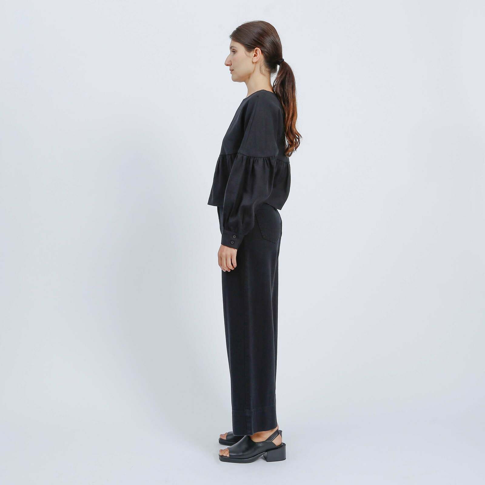 W21 | BRONTE TOP / BLACK