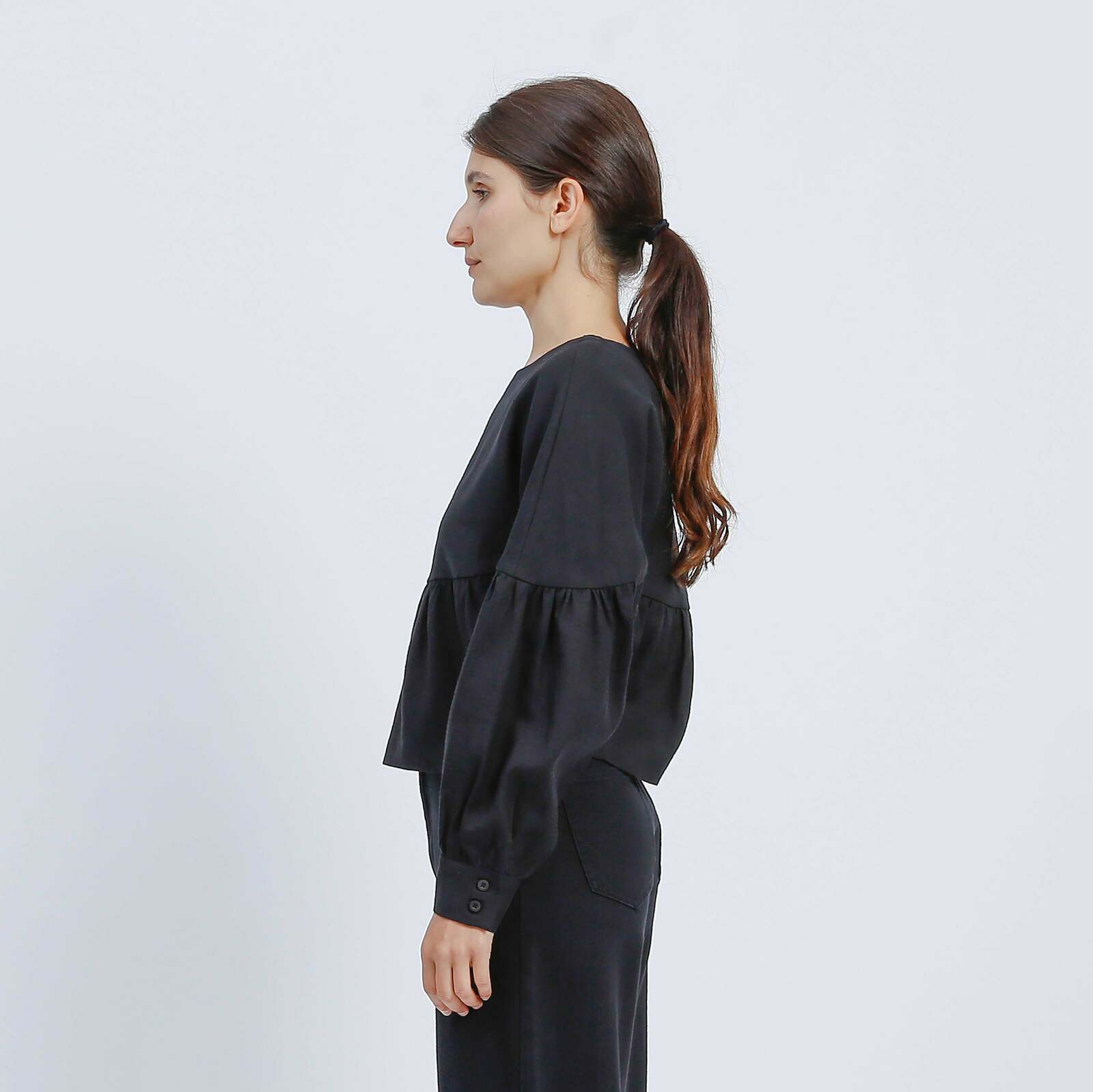 W21 | BRONTE TOP / BLACK