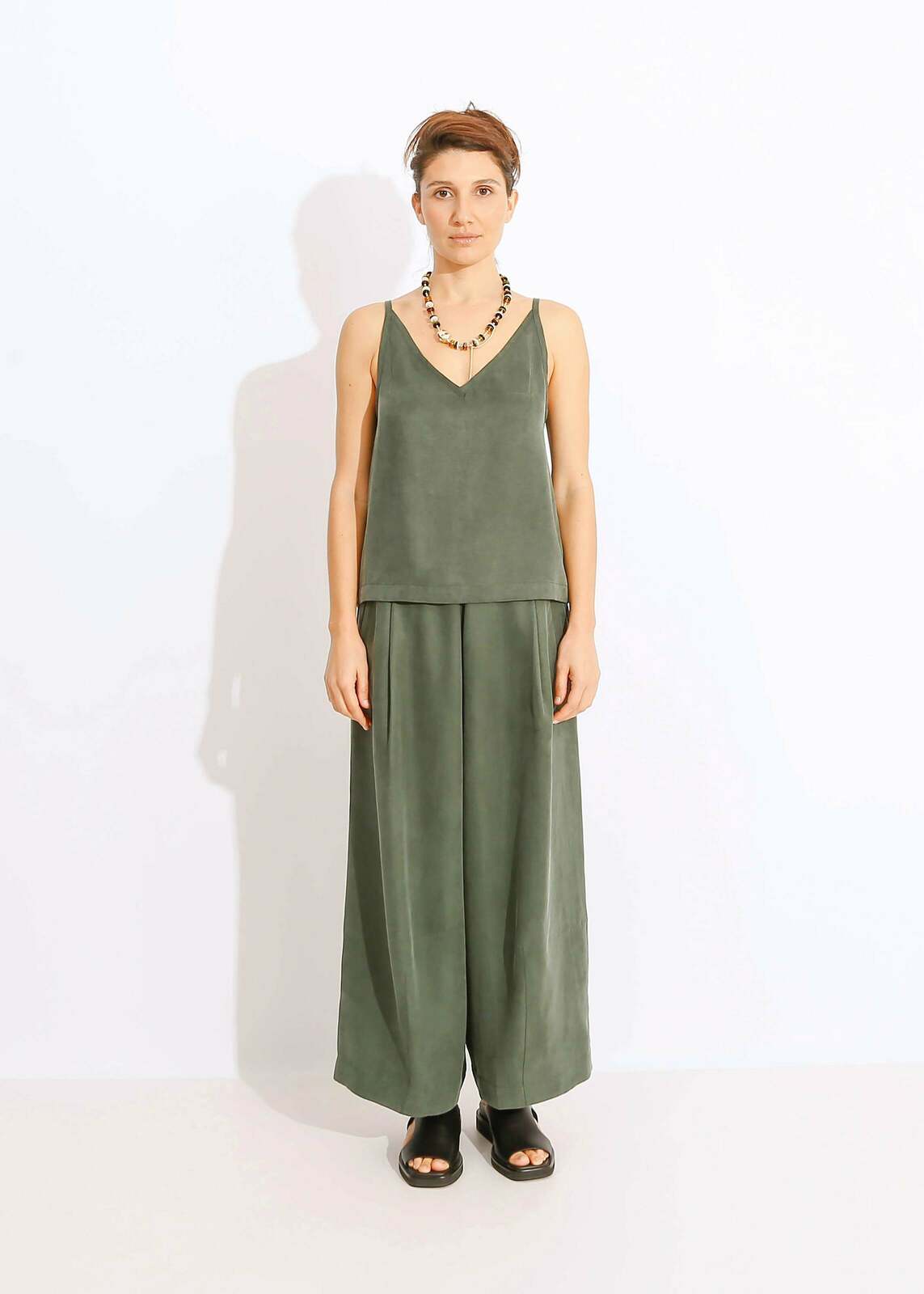 S23 | DIVOE TOP / FOREST