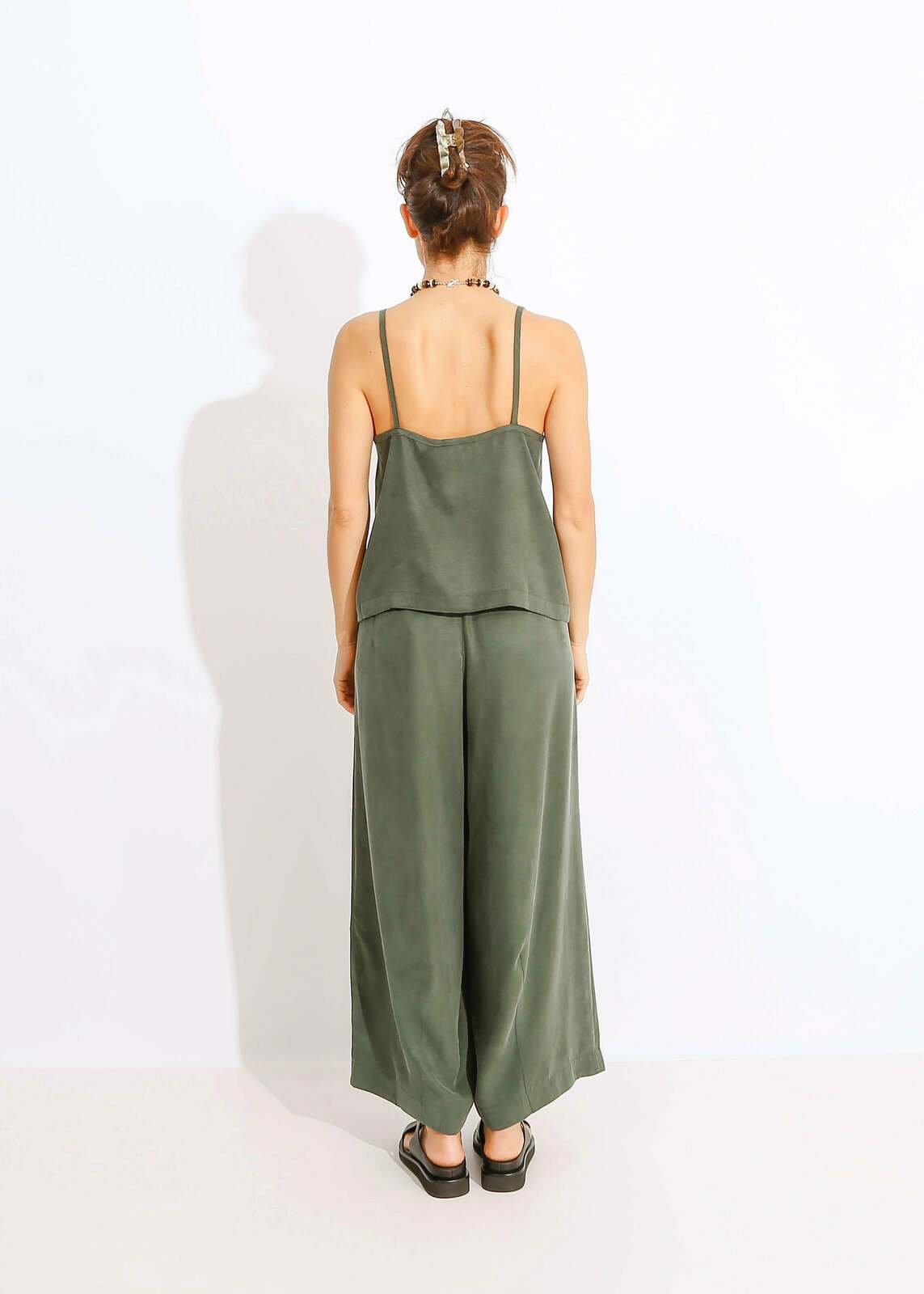 S23 | DIVOE TOP / FOREST