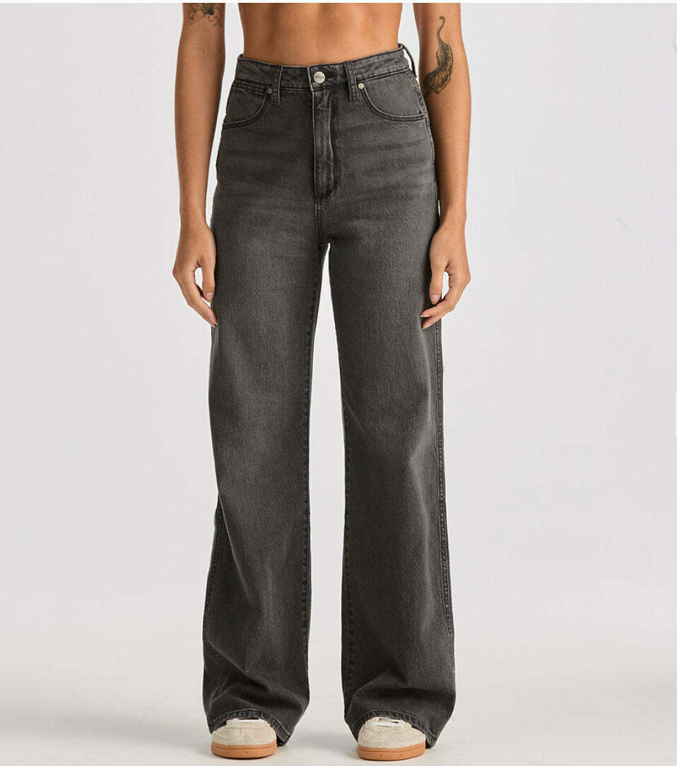 Wrangler - Hi Bells Flared Jeans (Highway Black)