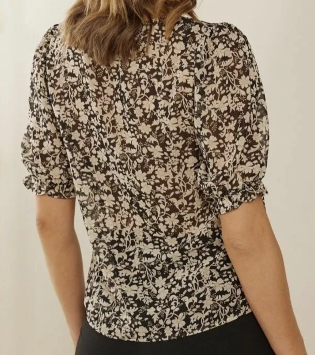 Kinsley Square Neck Floral Top
