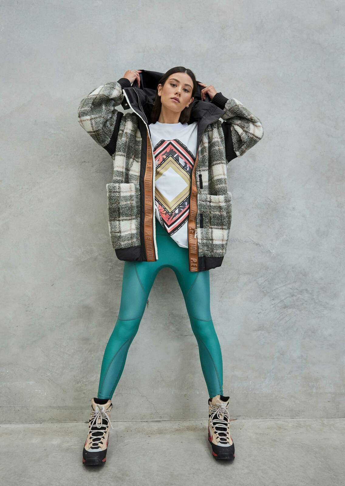 FREE PLAY LEGGING IN DEEP SEA