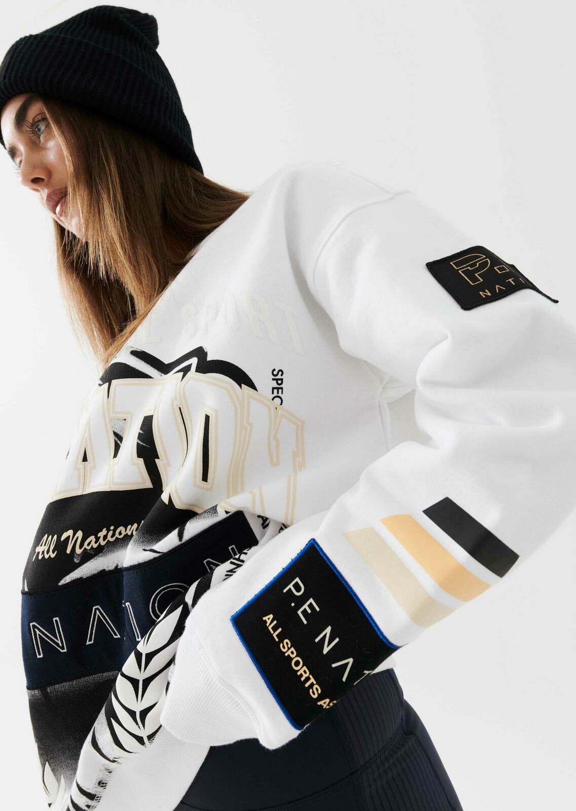 LAYBACK SWEAT IN WHITE