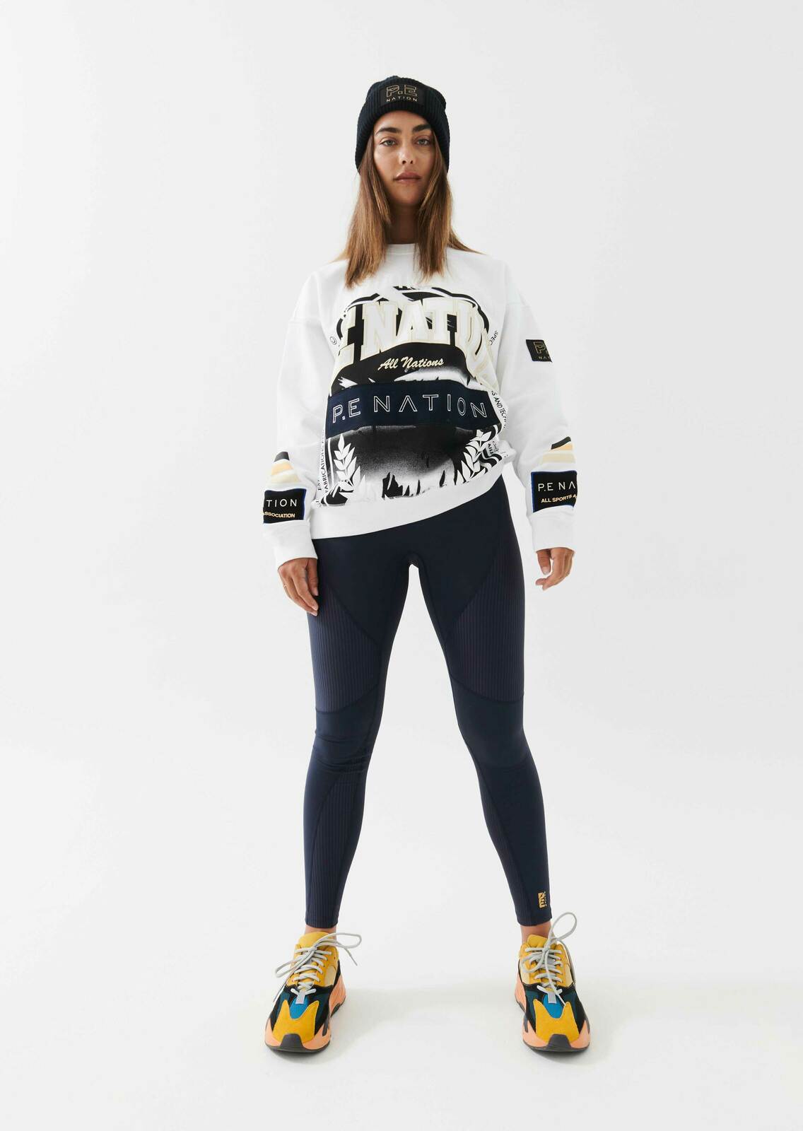 LAYBACK SWEAT IN WHITE