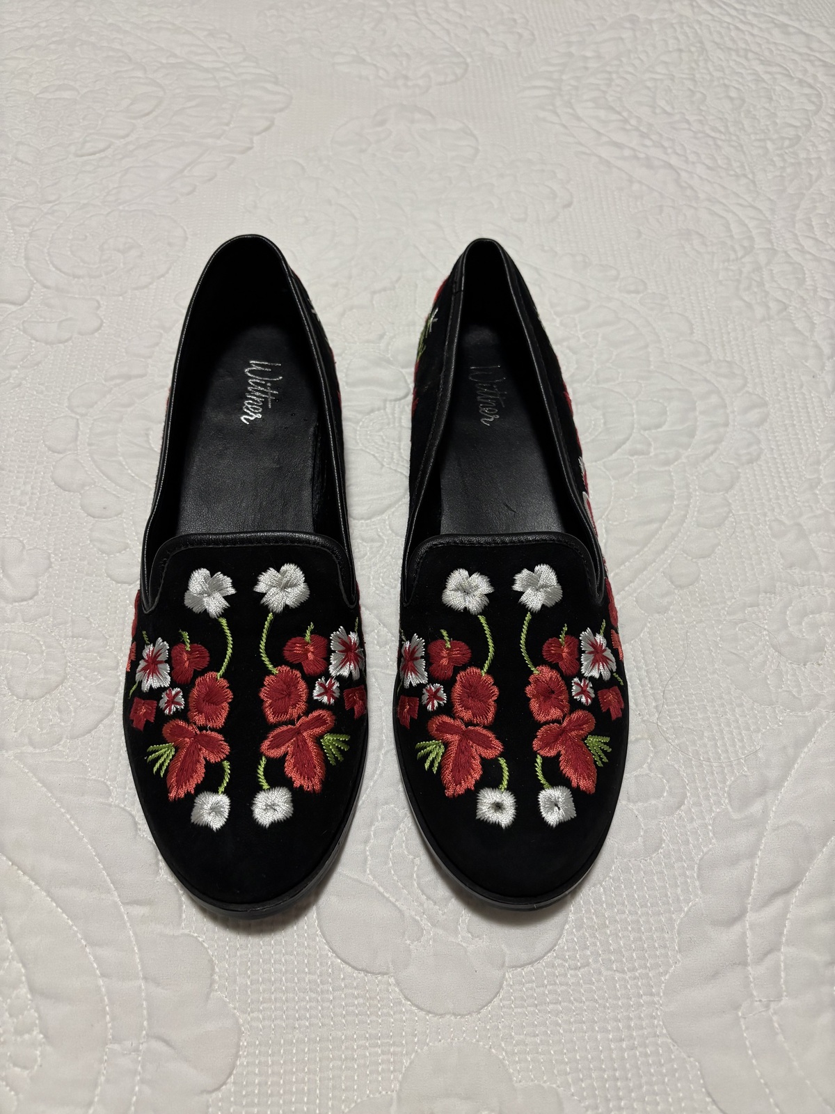 Embroidered Leather Loungewear Pumps