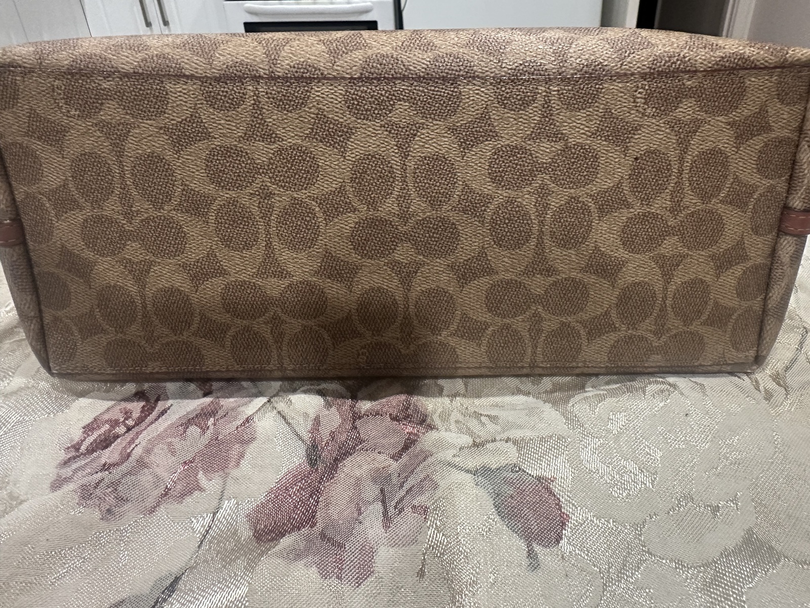 ladies Day tote in signature canvas