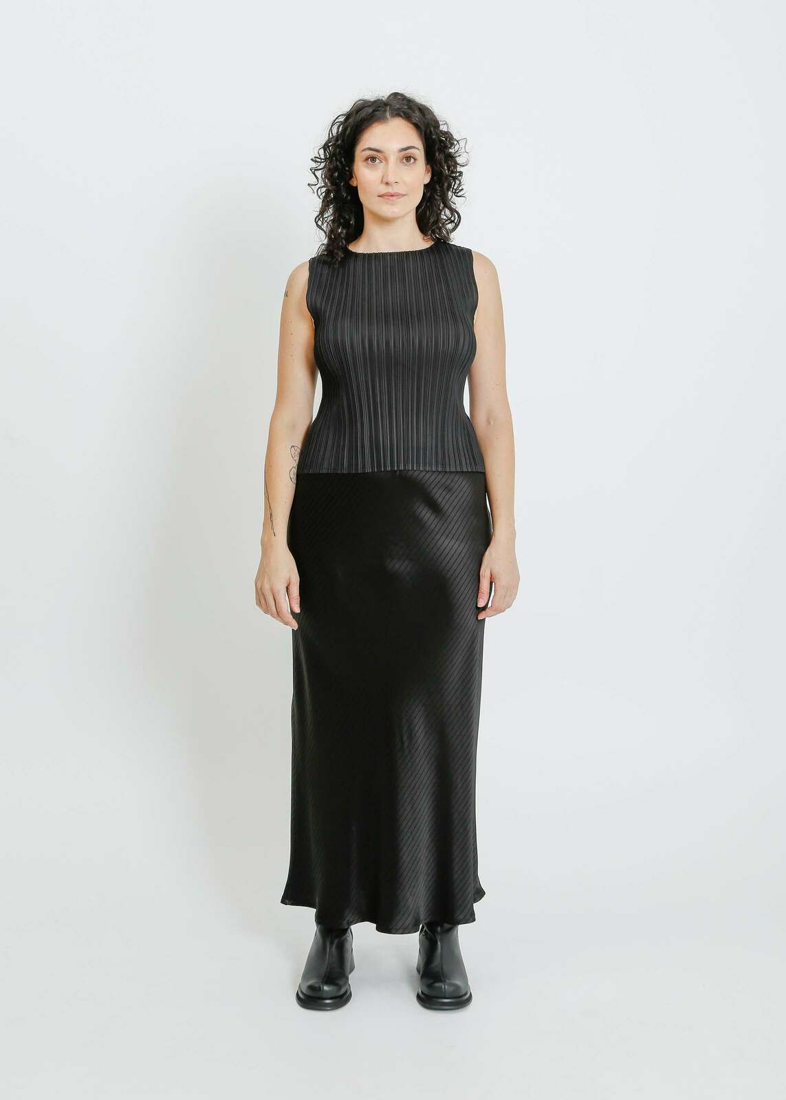 LORINE SKIRT / ONYX