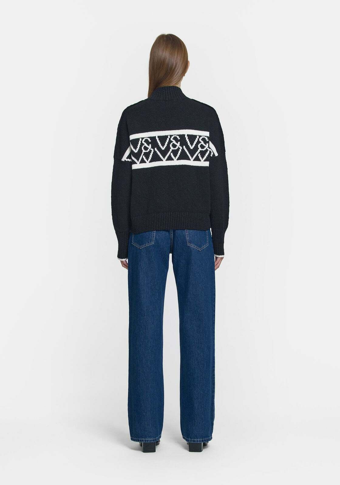 INTRINSIC KNIT