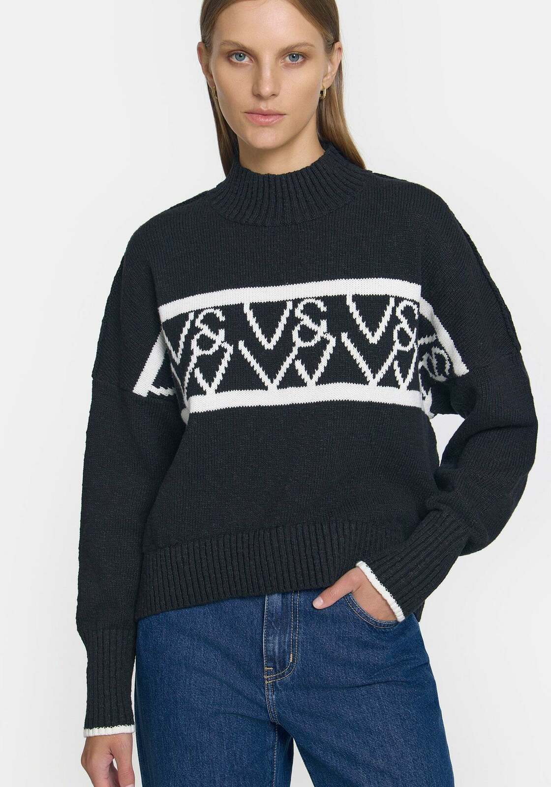 INTRINSIC KNIT