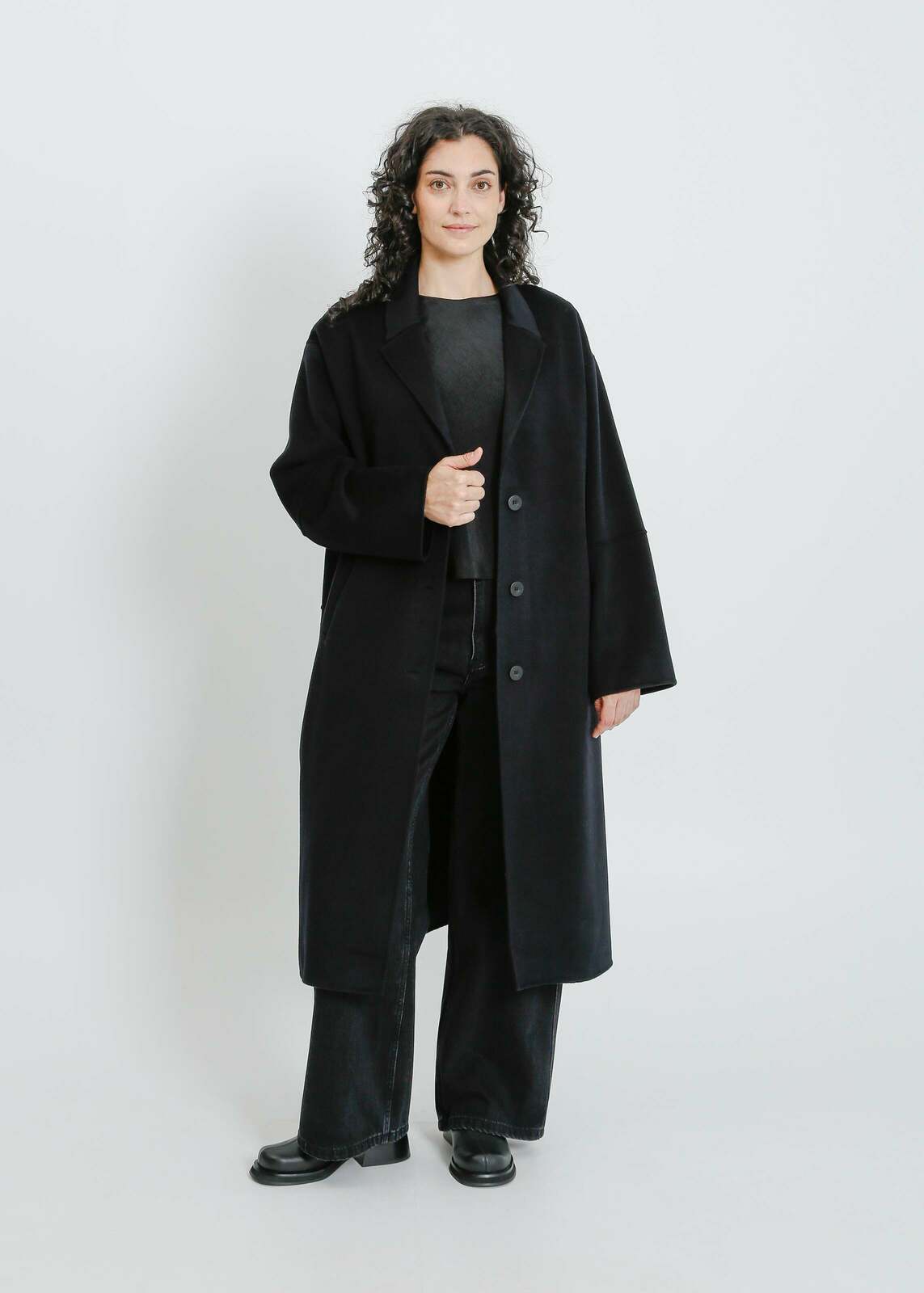 LEIGH COAT / BLACK