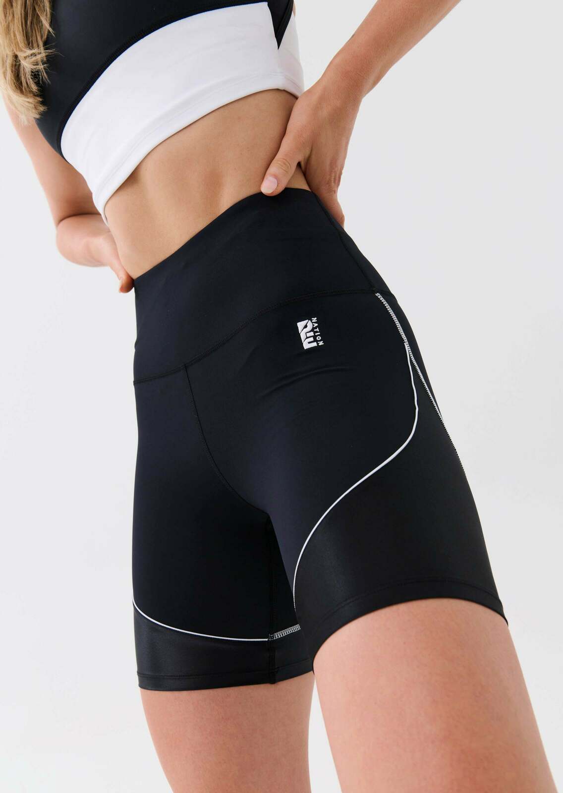 REFORMER BIKE SHORT IN BLACK