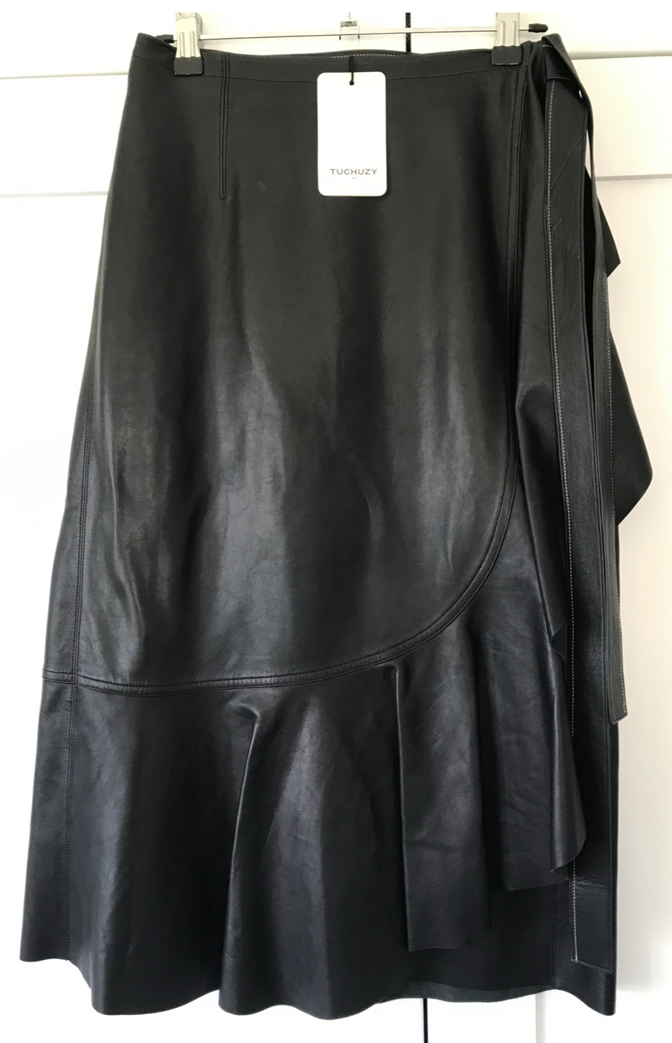 BNWT HELMUT LANG black 100% leather wrap skirt RRP$845 Size S
