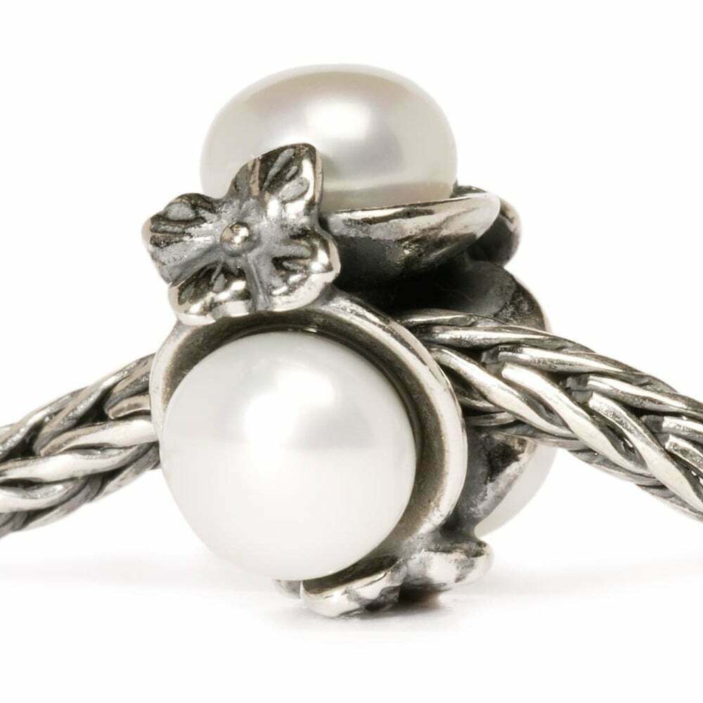 Triple Pearl White Bead