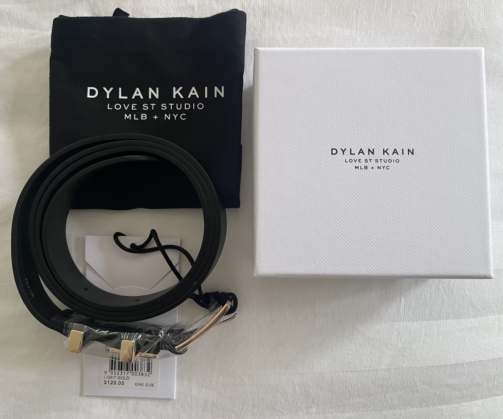 BNWT  100% leather Black Brooklyn belt Gold hardware RRP$120
