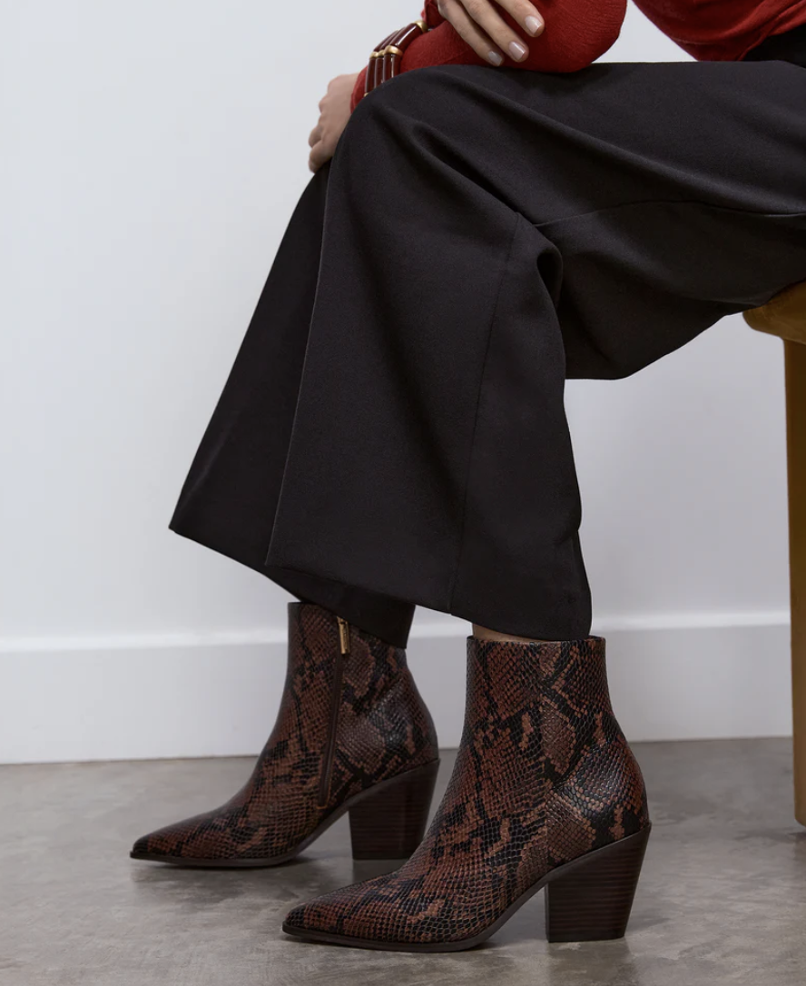 SNAKE PRINT MID HEEL BOOTS **BRAND NEW** - SIZE 39