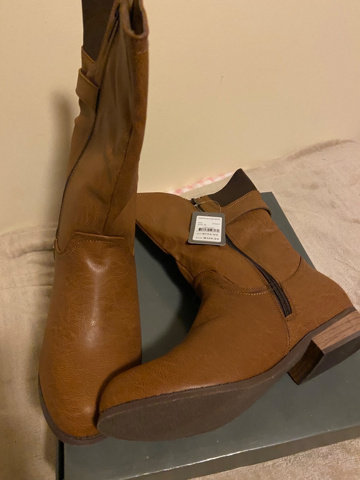 Elastic Side Flat Mid Ankle Boot. Size 11 BROWN