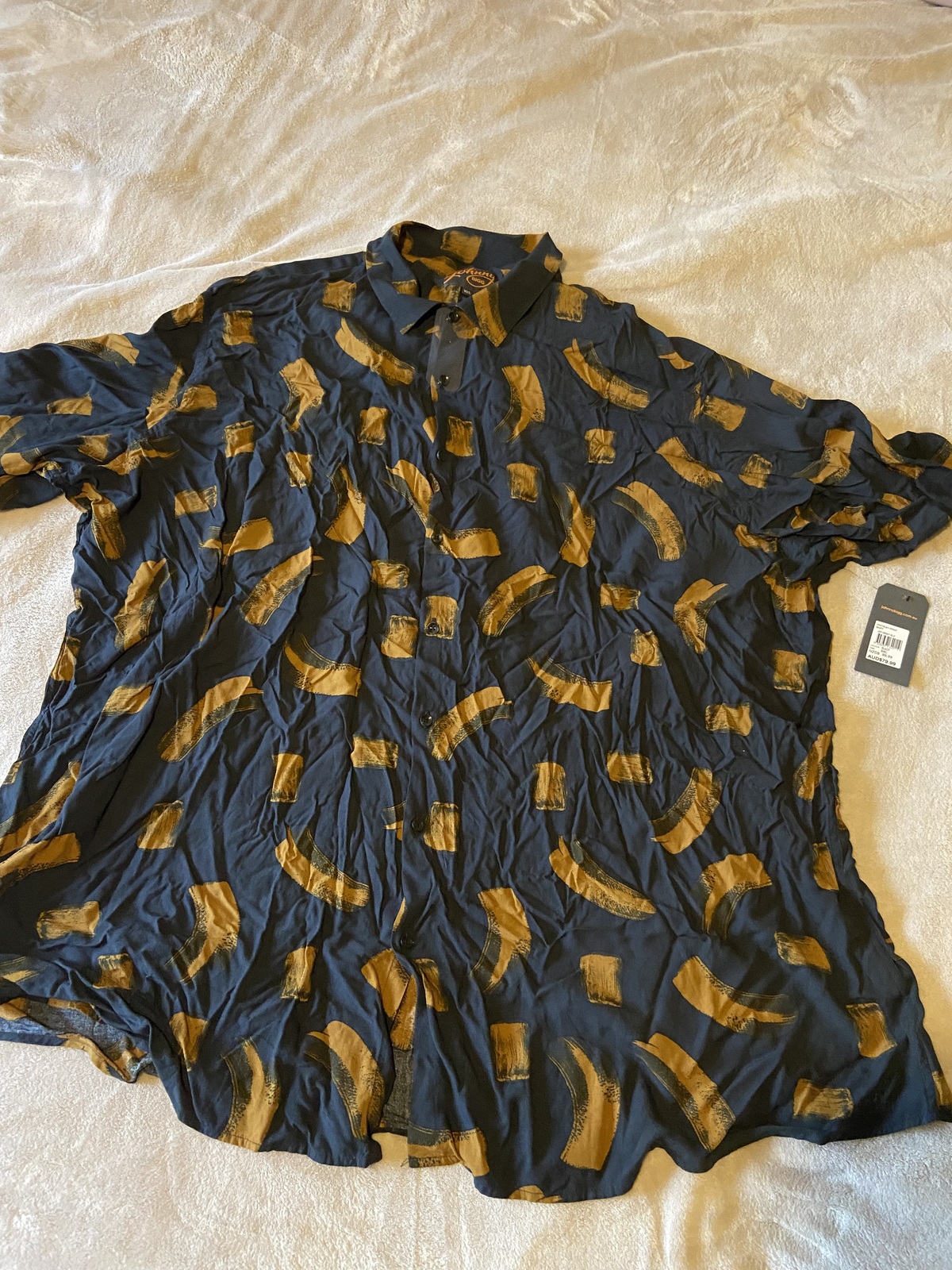 Black Whiteley Print Shirt by Johnny Bigg size 9 XL bnwt