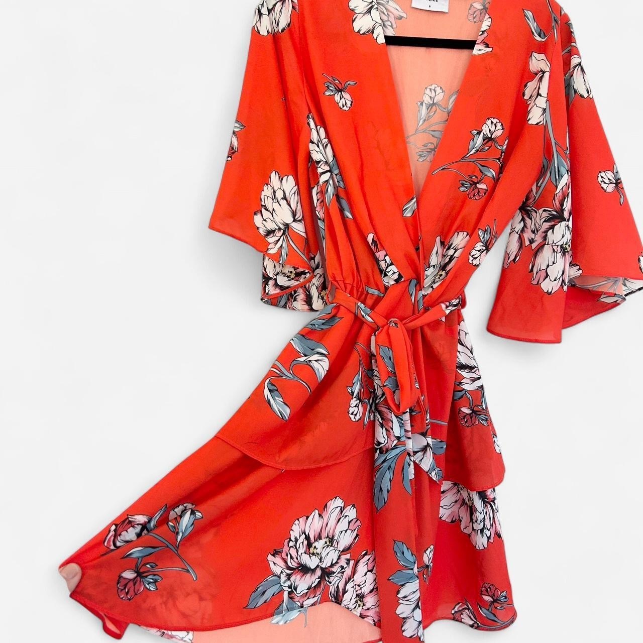 Size 6 Red Orange floral print with wrap neckline and tie waist