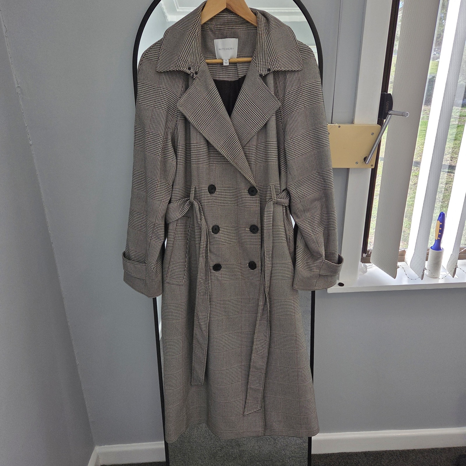 Trench Coat 