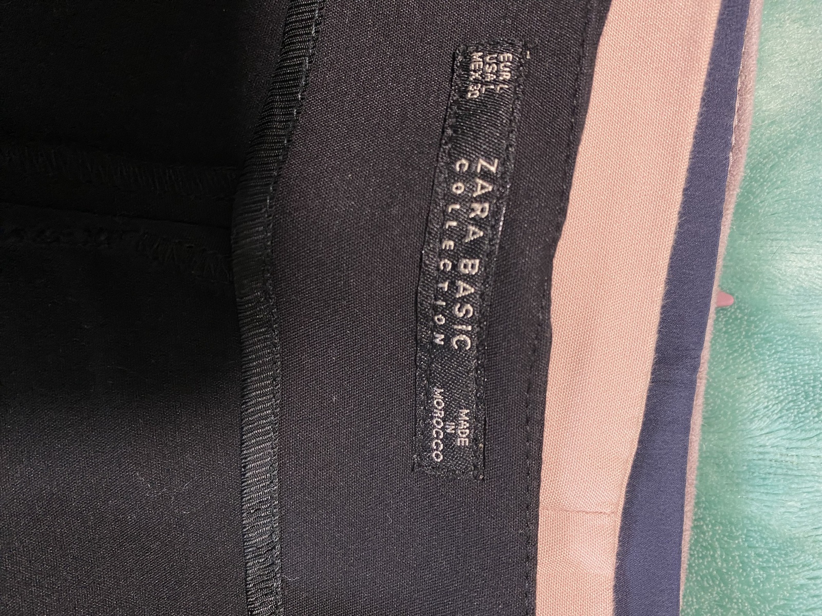 SHORT BLACK