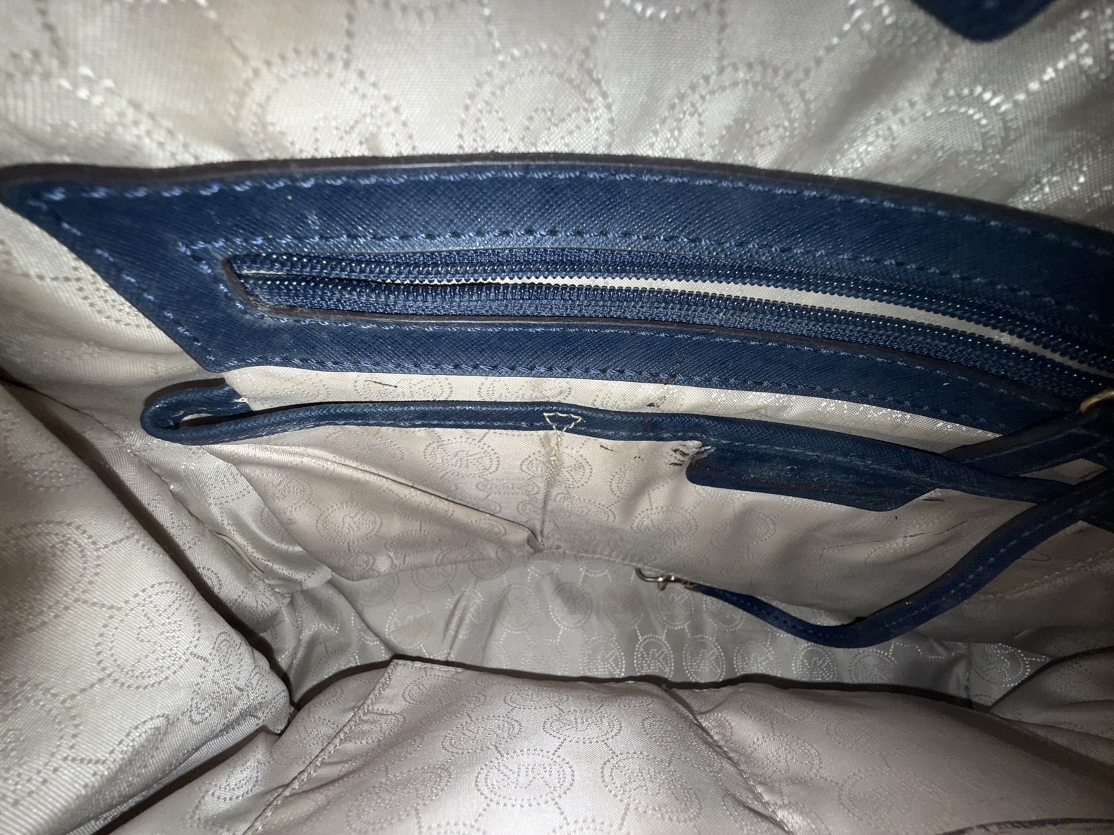 Large Saffiano Leather Tote in Navy. Pre-Owned in Good Condition