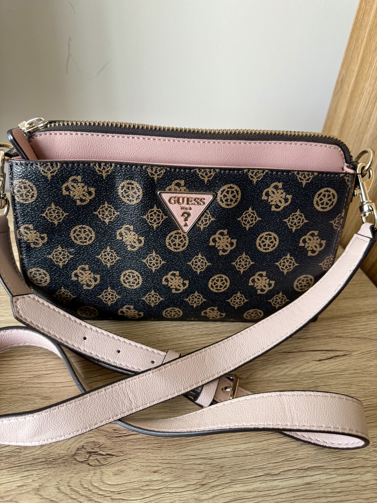 Maddy Girlfriend Crossbody Bag